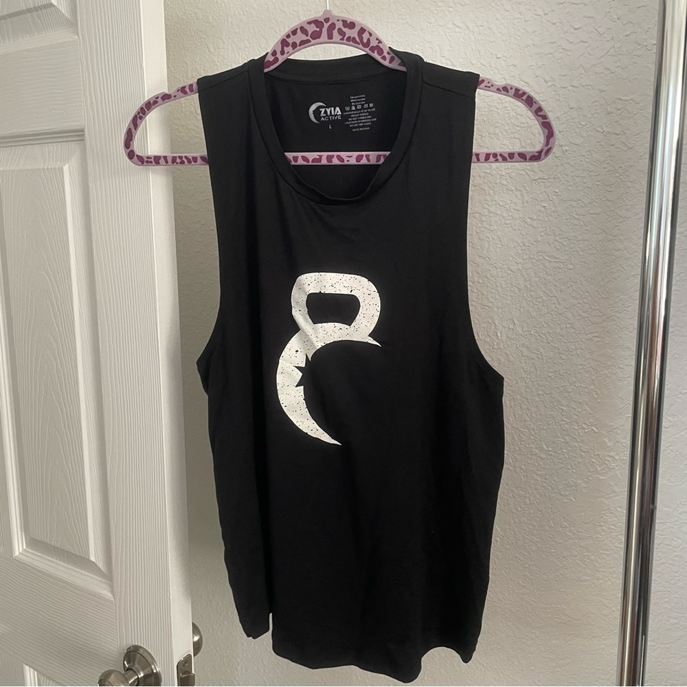 Black kettle moon tank